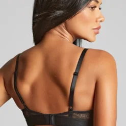 Cleo by PanacheSoutien-gorge triangle sans armatures noir- Lyzy