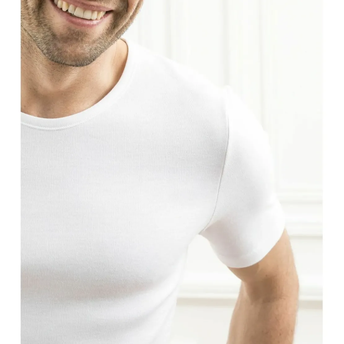 DamartTee-shirt manches courtes en mailles blanc