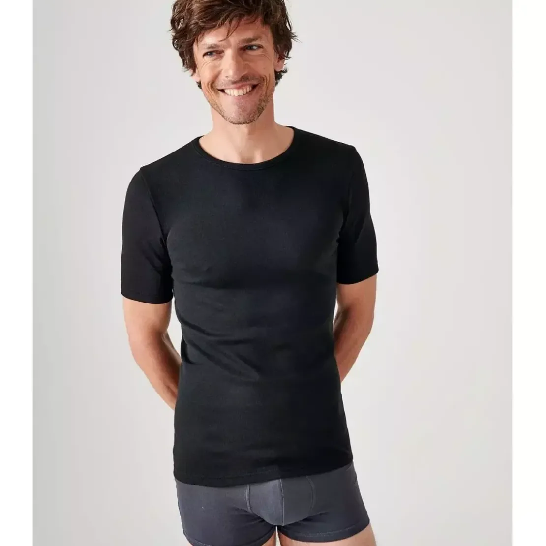 DamartTee-shirt manches courtes en mailles noir