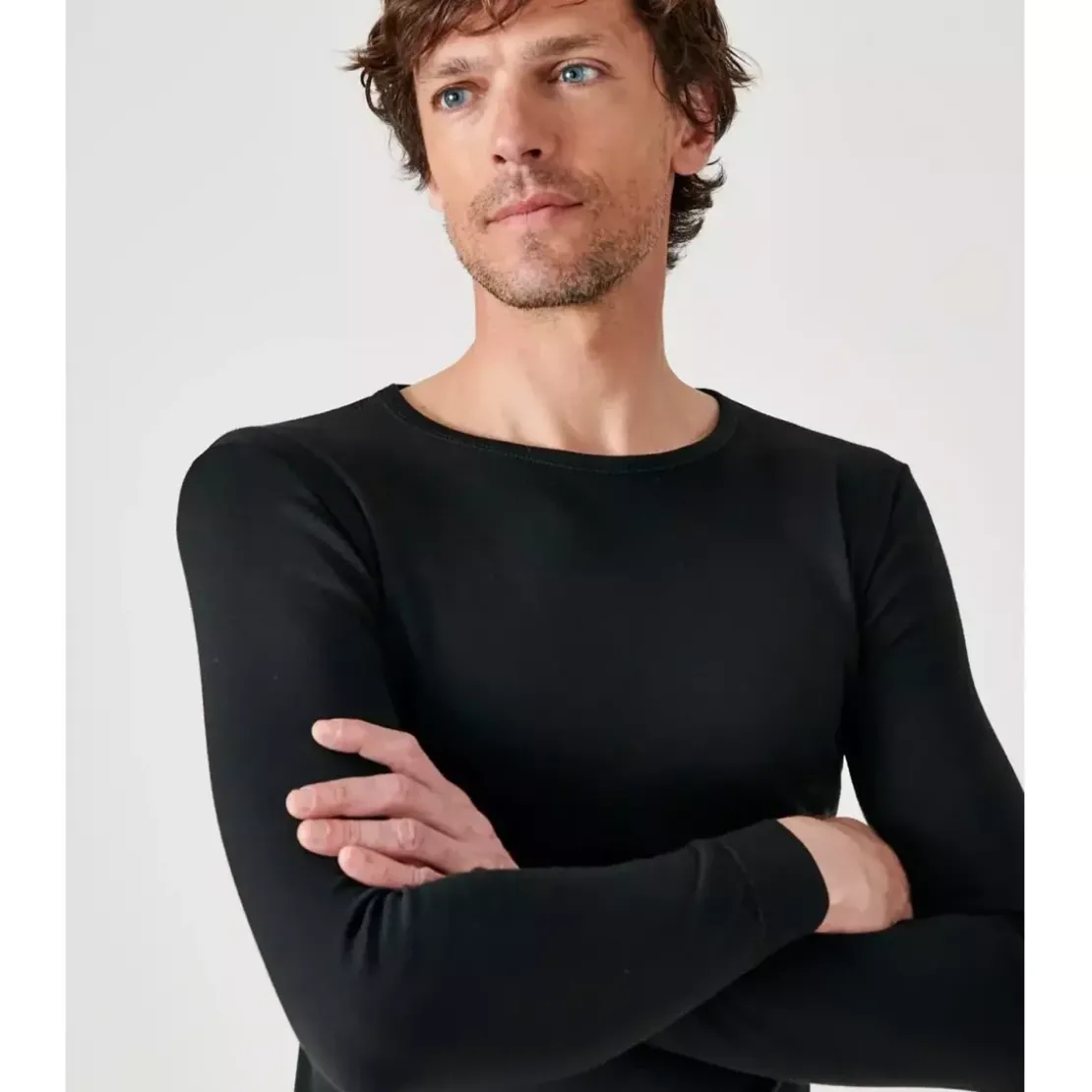 DamartTee-shirt manches longues col rond en maille noir