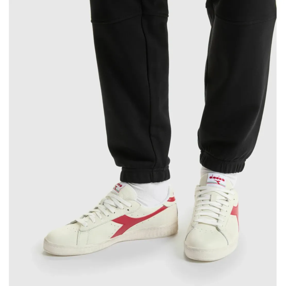 DiadoraBaskets blanches pour homme en cuir véritable