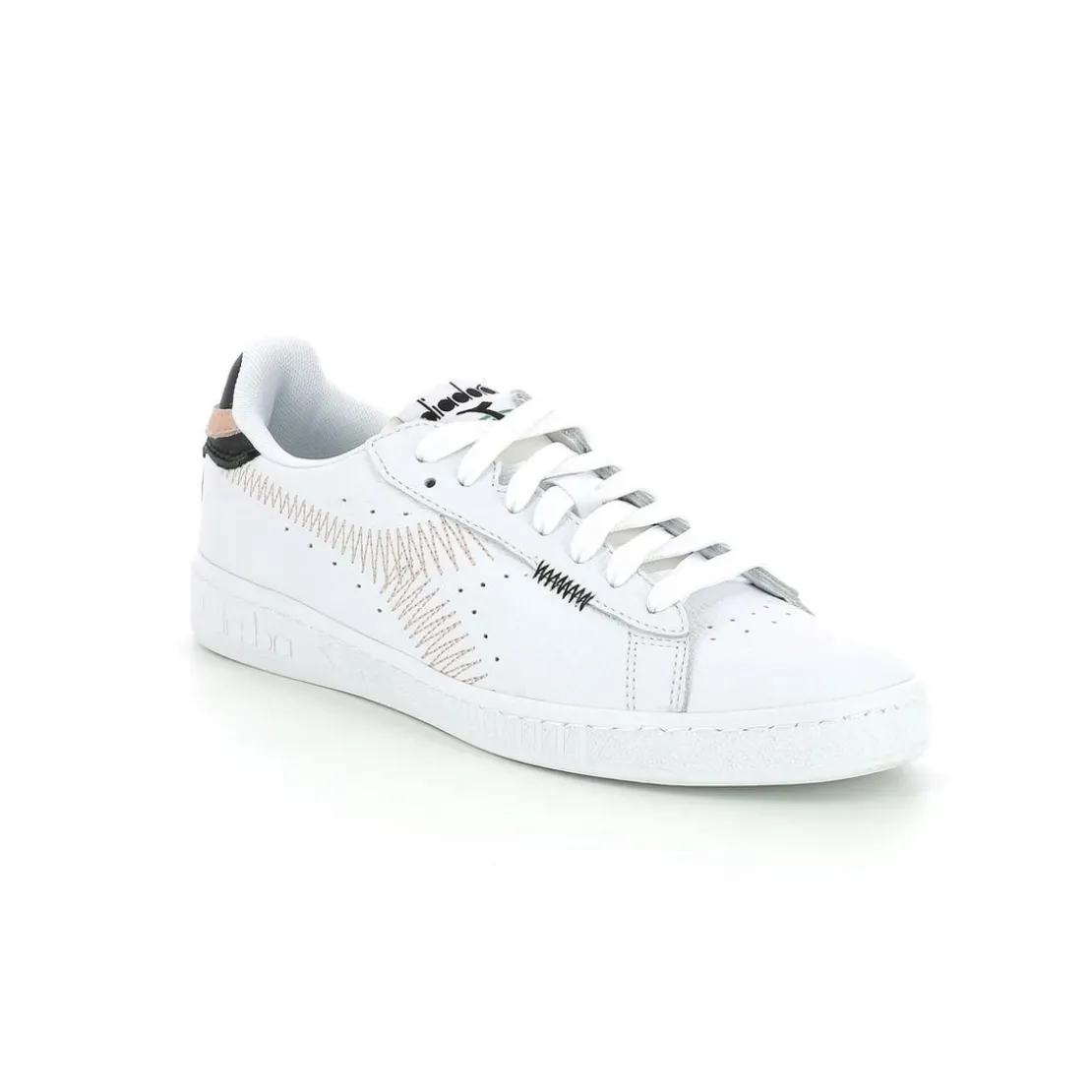 DiadoraBaskets Femme GAME L L ZIGZAG Blanc/Pêche en cuir