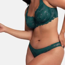 DorinaCulotte en dentelle verte- HATTIE
