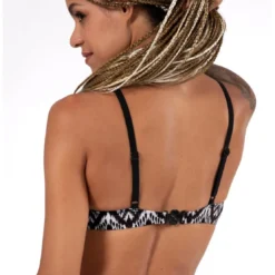 Dorina MaillotsHaut de maillot de bain coques armatures Dorina Maillots noir- Garissa