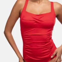 Dorina MaillotsMaillot de bain gainant rouge - Fiji eco