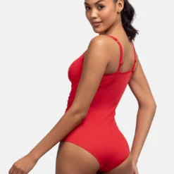 Dorina MaillotsMaillot de bain gainant rouge - Fiji eco