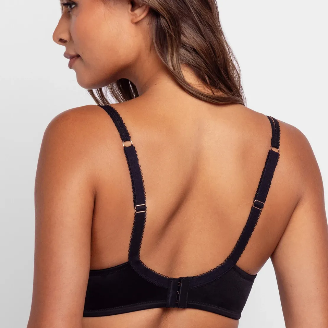DorinaSoutien-Gorge Plongeant Push up Noir- ORIGINS-SHINY MICRO