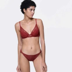 DorinaSoutien-gorge plongeant armatures - Rouge- UNITY