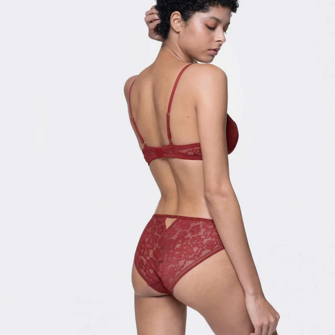 DorinaSoutien-gorge plongeant armatures - Rouge- UNITY