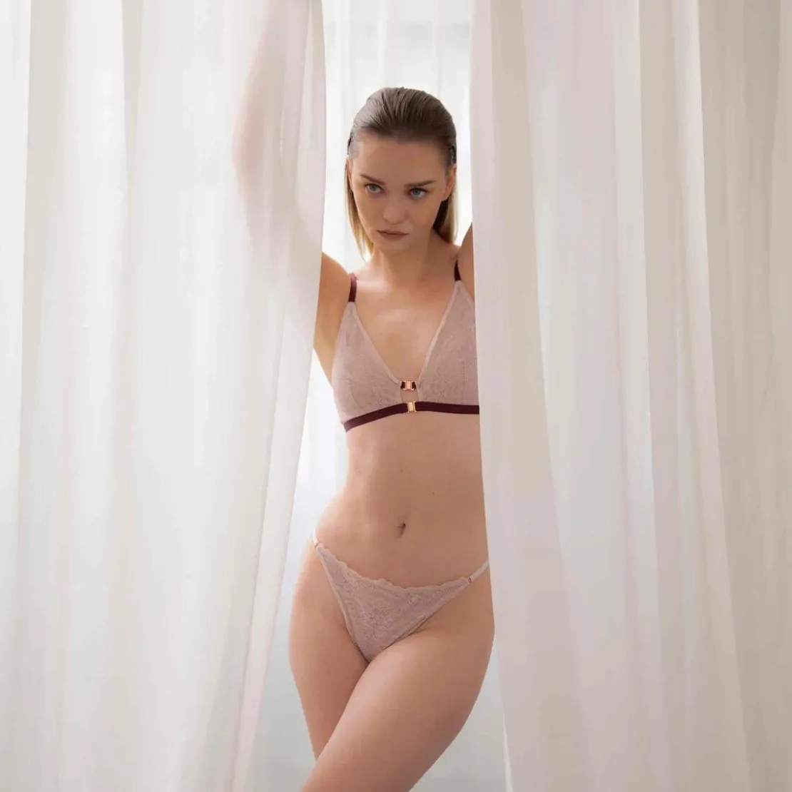 DorinaSoutien-gorge triangle sans armatures - Rose - HIYA
