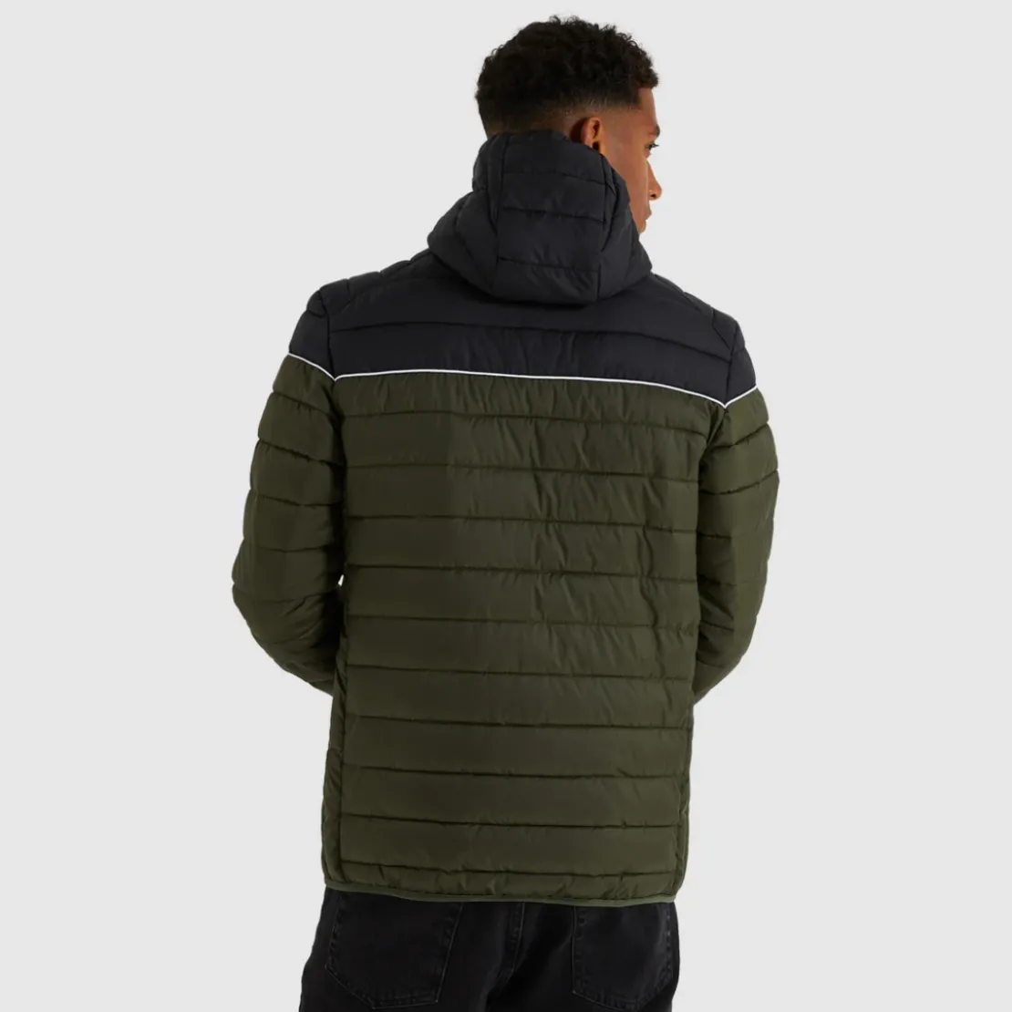 Ellesse VêtementsDoudoune LOMBARDY 2 noir et kaki