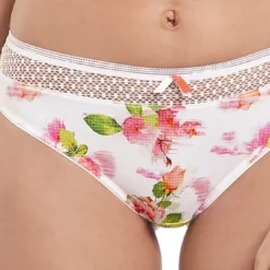 FreyaString blanc- Rose Tapestry