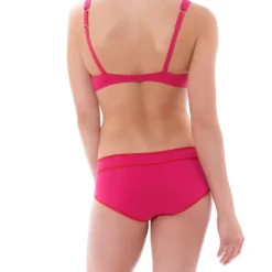 Huit MaillotsHaut de maillot de bain emboîtant Huit 8 COMING SOON ruby rose