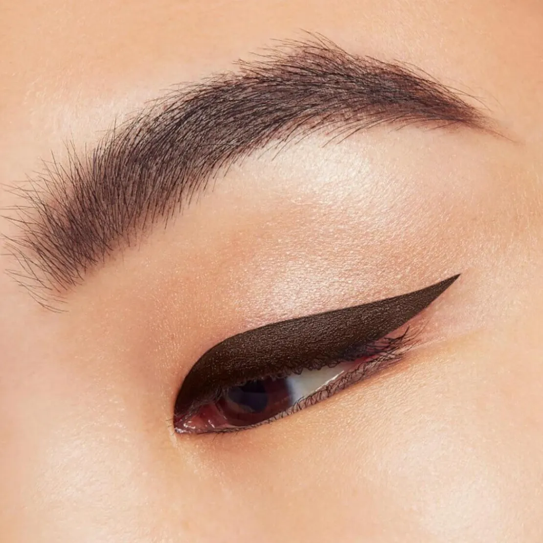 IllamasquaEyeliner Gel Marron Intense Grande Précision - Oblique 5ml5ml