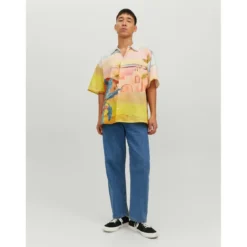Jack & JonesChemise à boutons Wide Fit Col chemise Manches courtes Rose en coton