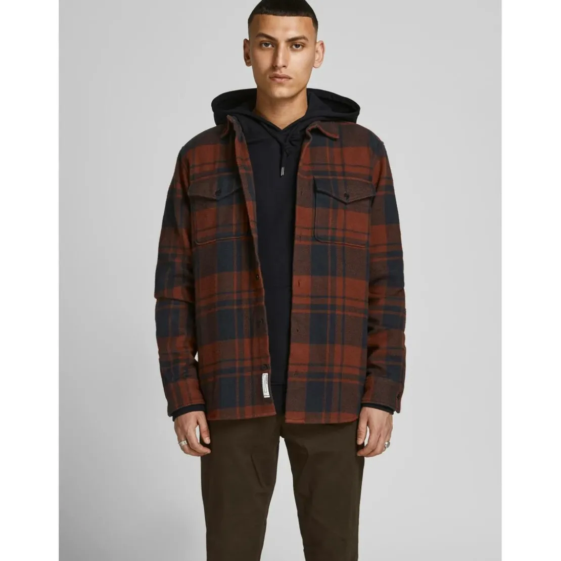 Jack & JonesChemise homme Comfort Fit Manches longues Marron foncé en coton