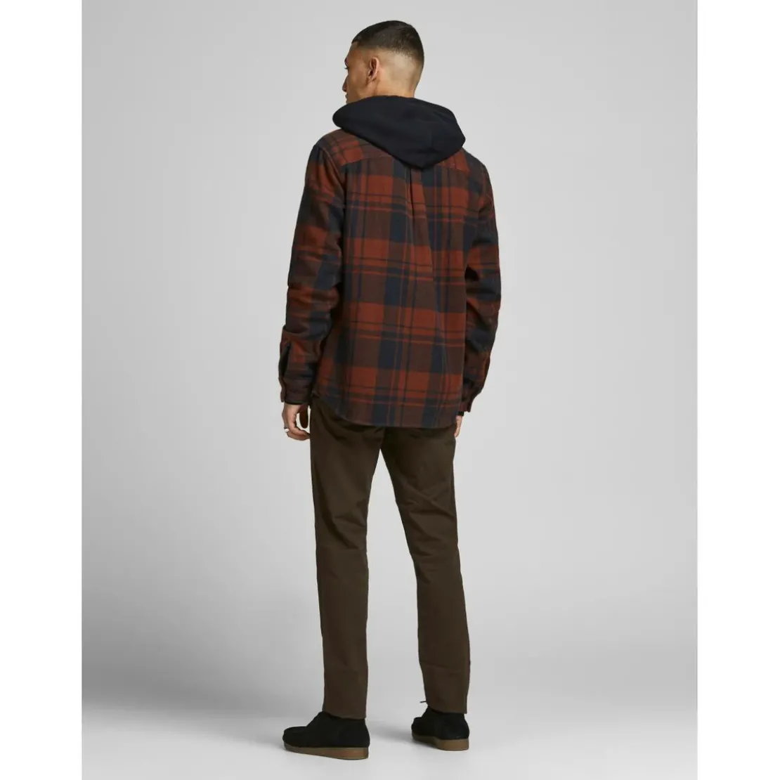 Jack & JonesChemise homme Comfort Fit Manches longues Marron foncé en coton