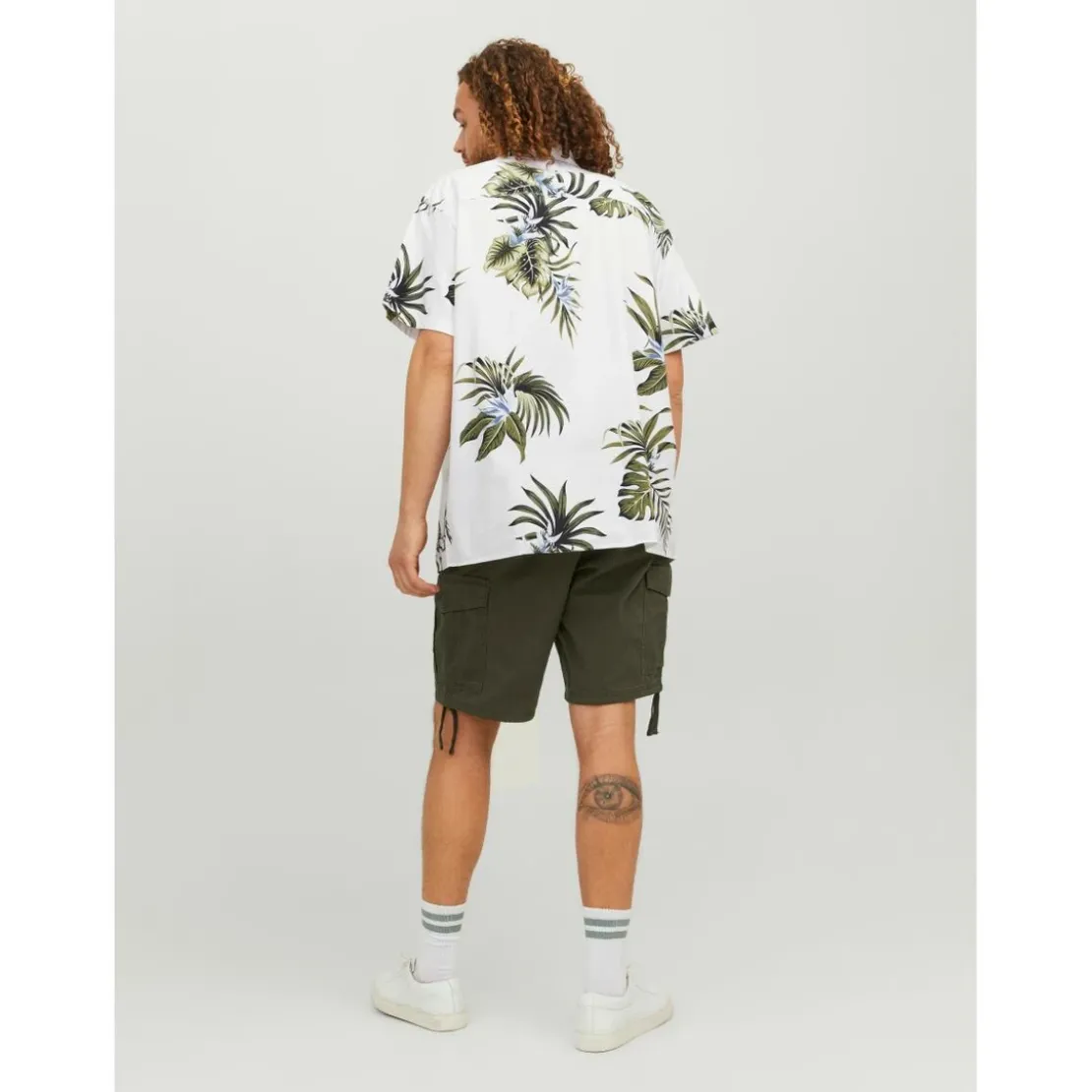 Jack & JonesShort cargo Cargo Fit Vert foncé en coton Neal