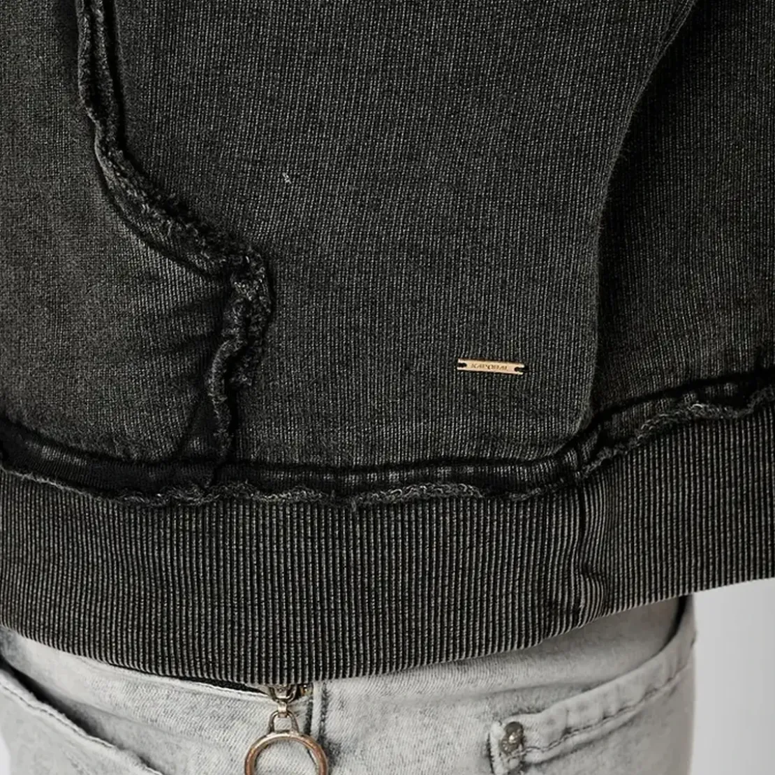 KaporalSweat zippé VITRA noir en coton