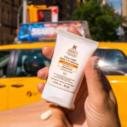 Kiehl'sCrème Solaire Visage Spf50 - Ultra Light Daily Uv Defense30 ml