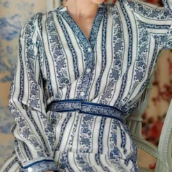 La Petite EtoileBlouse BEATA frisé bleu en viscose