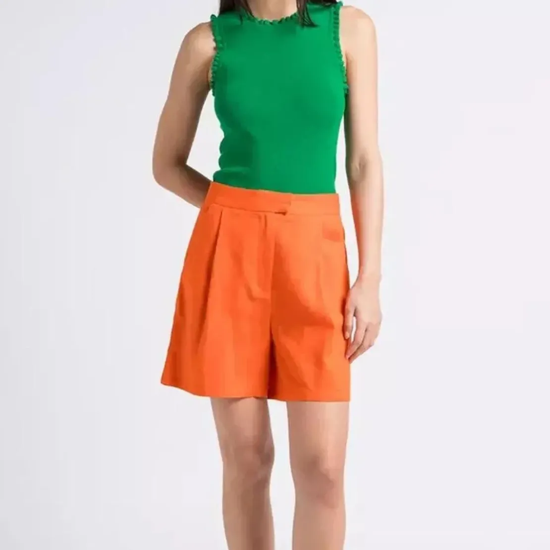 La Petite EtoileDebardeur DOLFERI vert en viscose