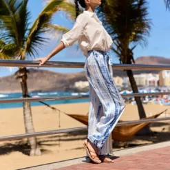 La Petite EtoilePantalon POMAN tie&dye en viscose bleu