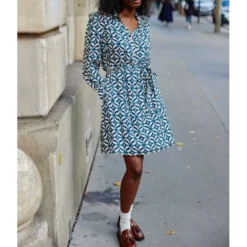 La Petite EtoileRobe RUKA geo en viscose bleu