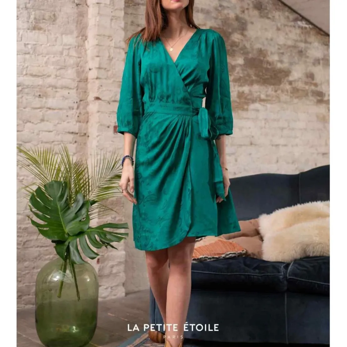 La Petite EtoileRobe Shima vert en viscose