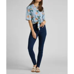 LeeChemise bleu Knotted Resort Shirt en viscose