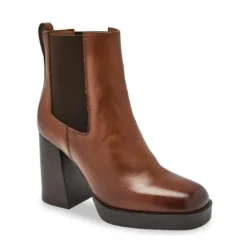 Les Tropéziennes par M.BelarbiBoots camel VANILLA en cuir