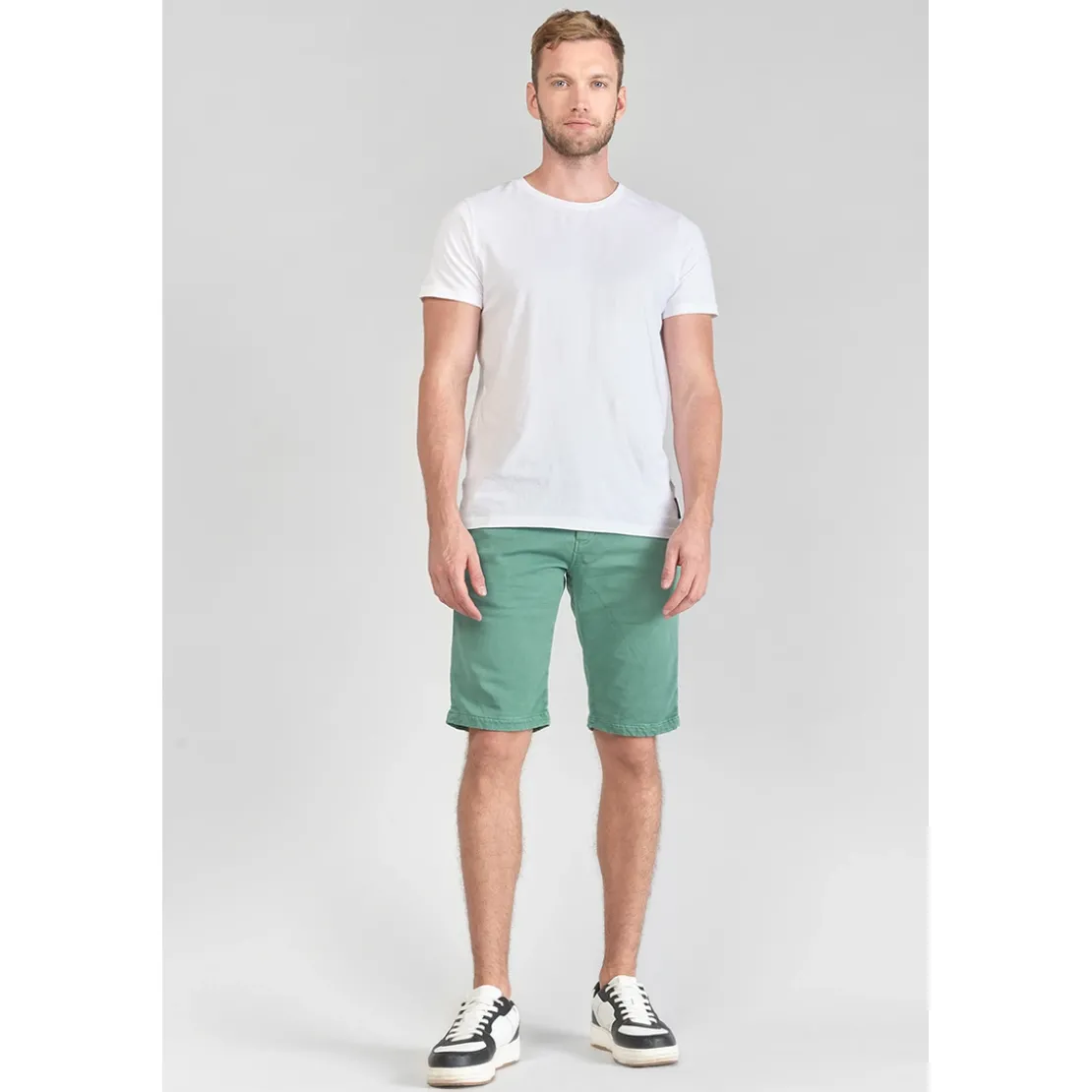 Le Temps des CerisesBermuda chino Jogg Swoop vert d'eau en coton