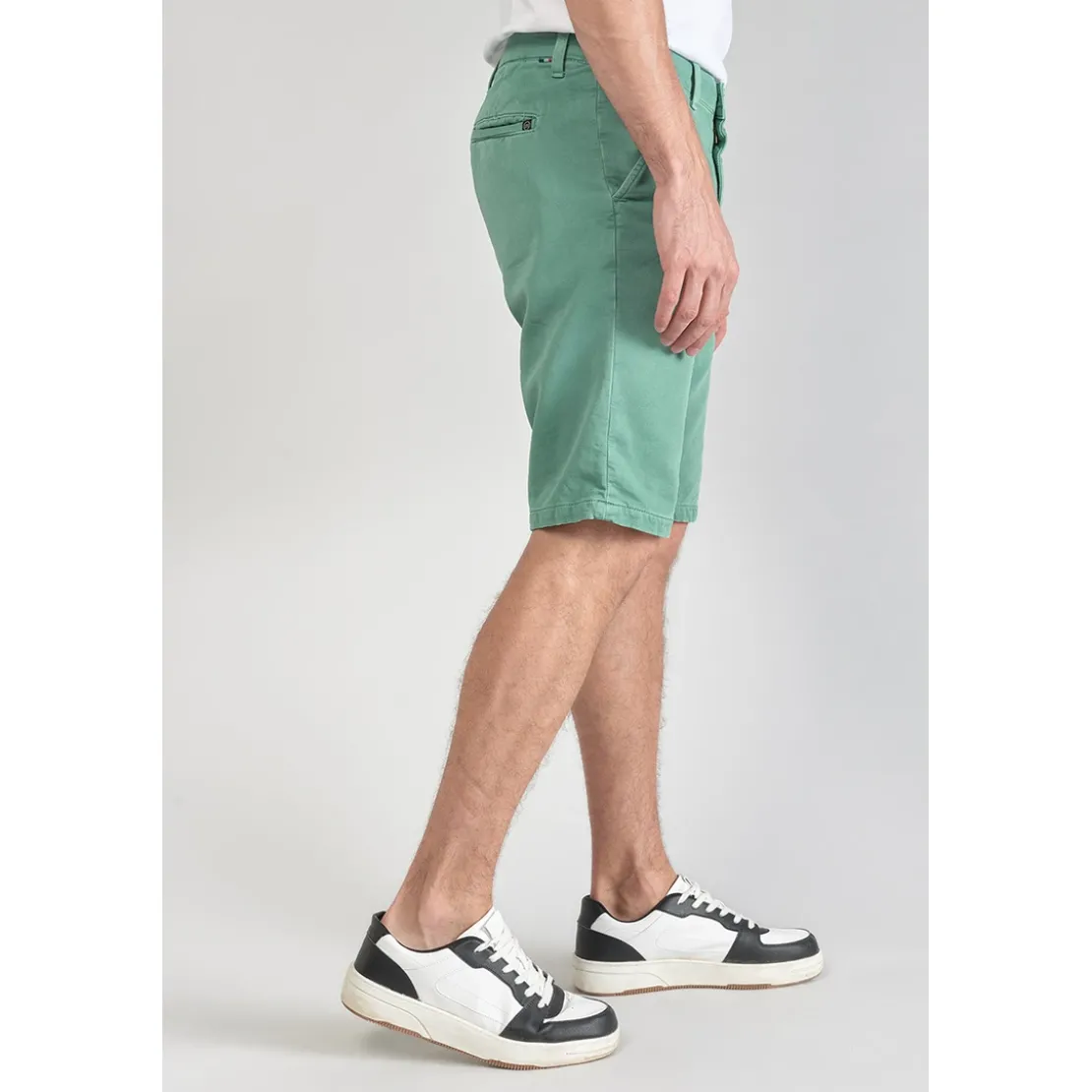 Le Temps des CerisesBermuda chino Jogg Swoop vert d'eau en coton