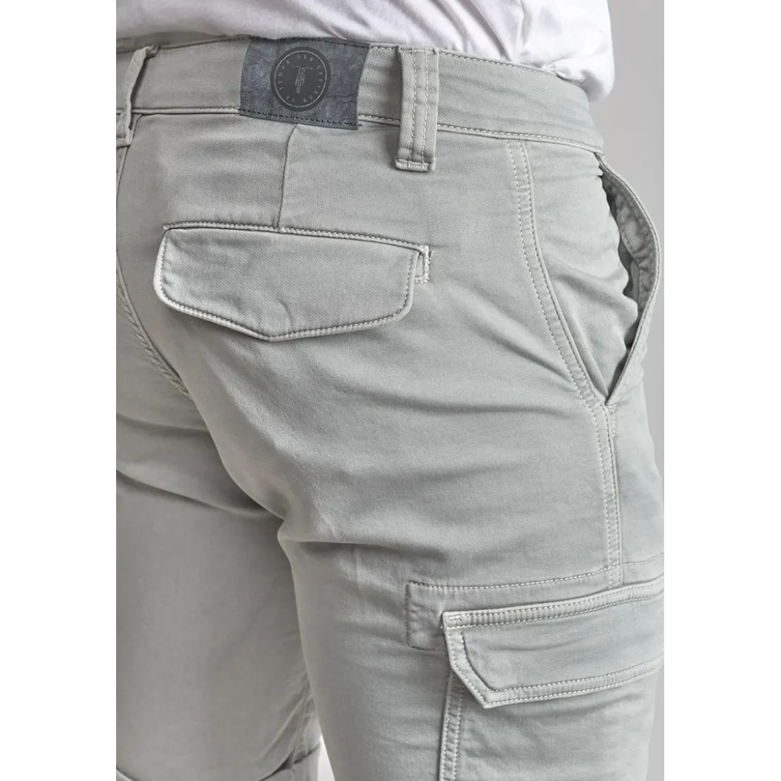 Le Temps des CerisesBermuda short DAMON gris Sven en coton