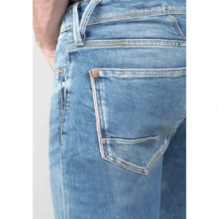 Le Temps des CerisesJeans ajusté 600/17, longueur 34 bleu en coton Ilan