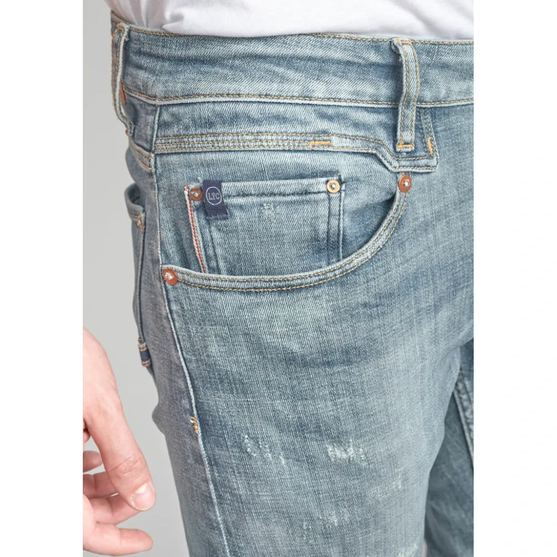 Le Temps des CerisesJeans ajusté stretch 700/11, longueur 34 bleu en coton Tony