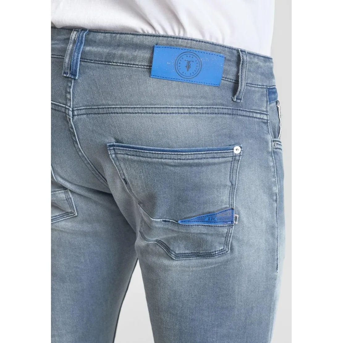 Le Temps des CerisesJeans ajusté stretch 700/11, longueur 34 bleu Zeke en coton