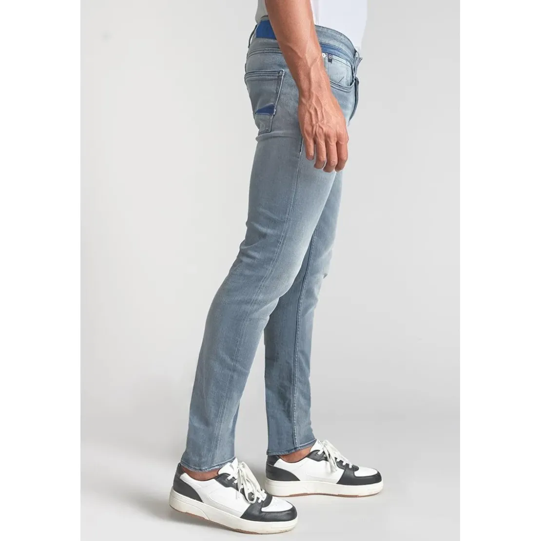 Le Temps des CerisesJeans ajusté stretch 700/11, longueur 34 bleu Zeke en coton