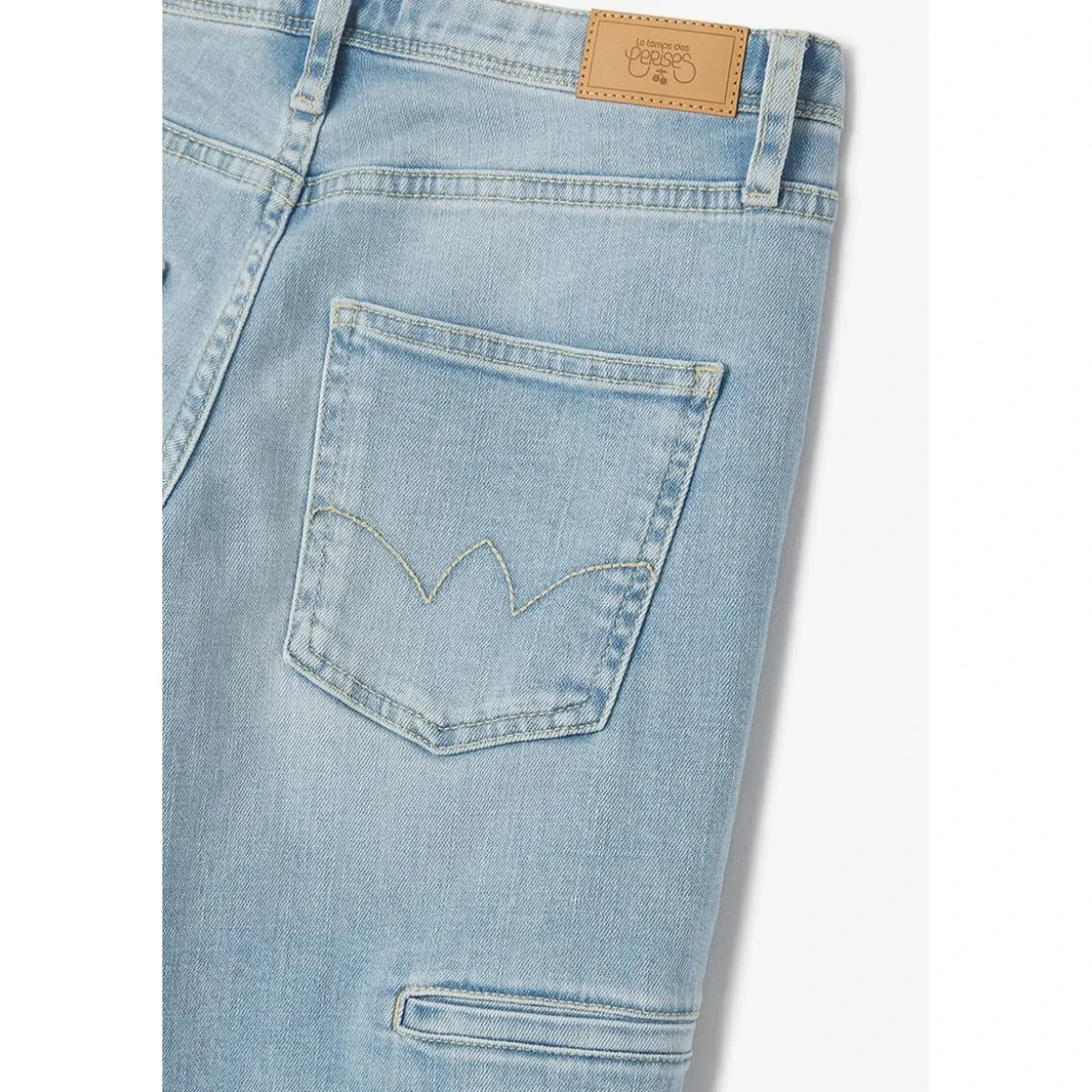 Le Temps des CerisesJeans flare, très évasé, longueur 34 bleu Xena