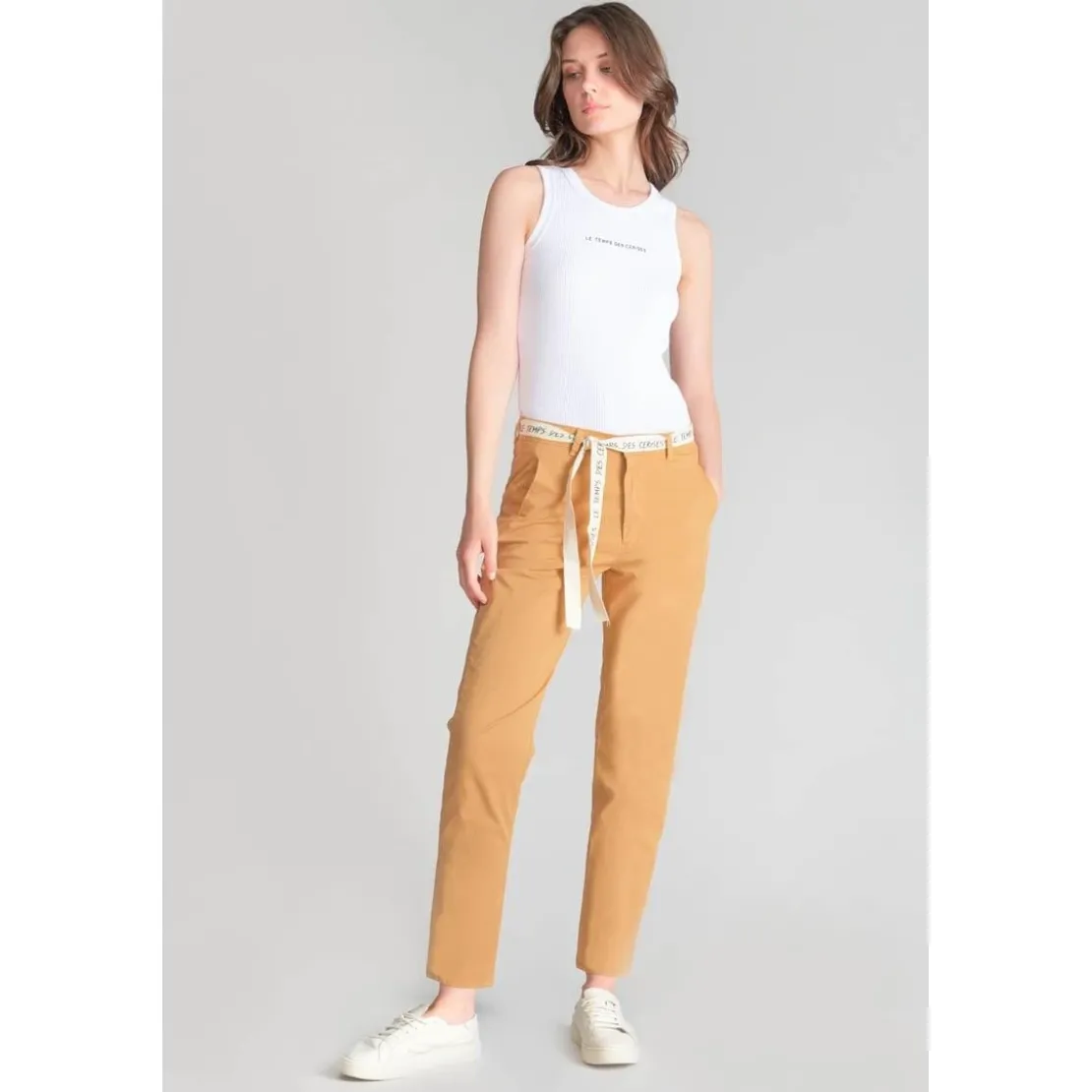 Le Temps des CerisesPantalon chino ARLO camel Vox en coton