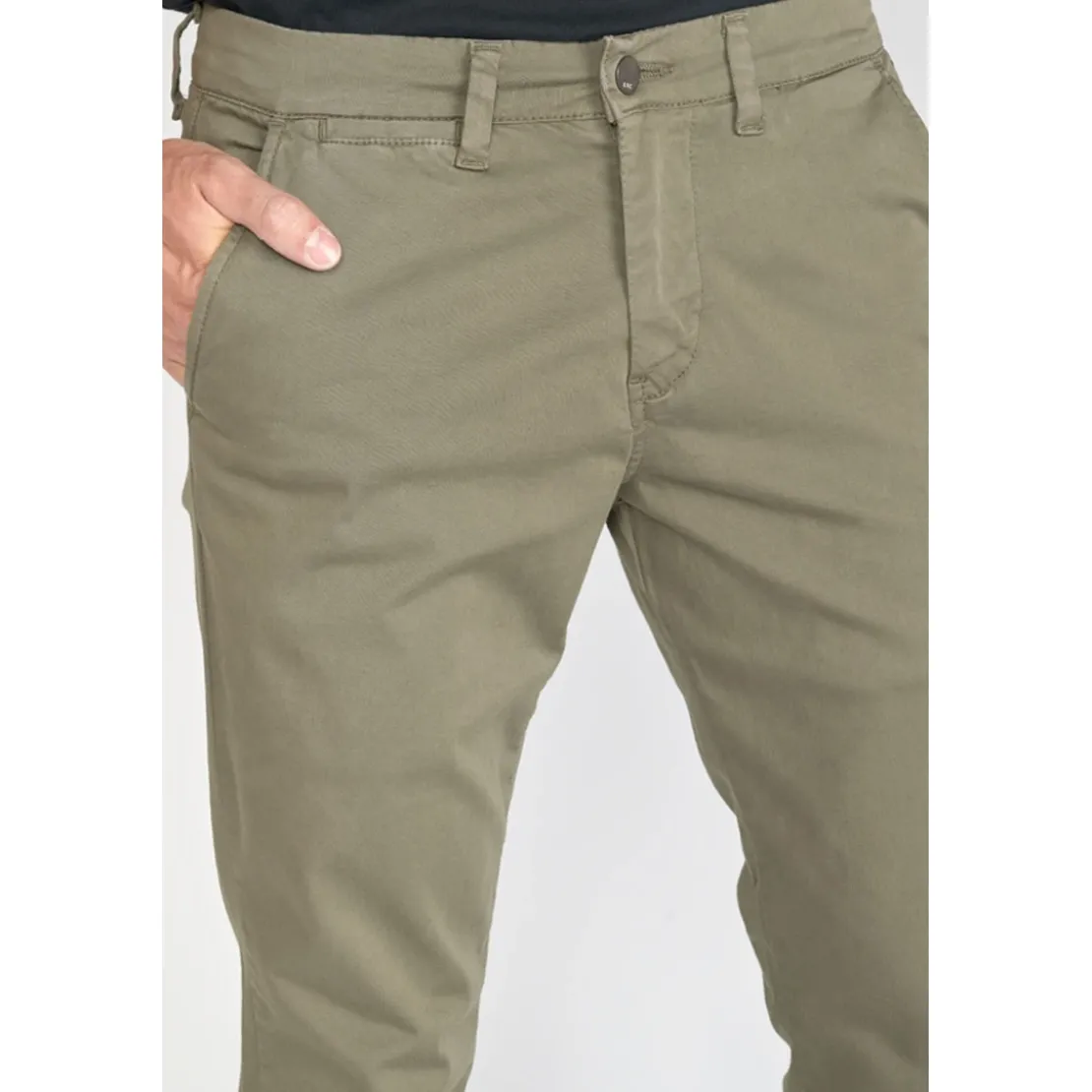 Le Temps des CerisesPantalon chino slim Jas kaki vert en coton