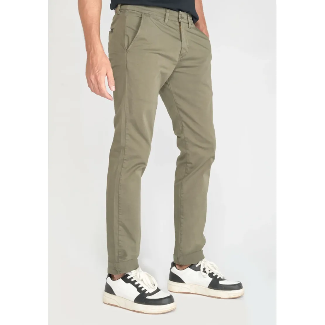 Le Temps des CerisesPantalon chino slim Jas kaki vert en coton