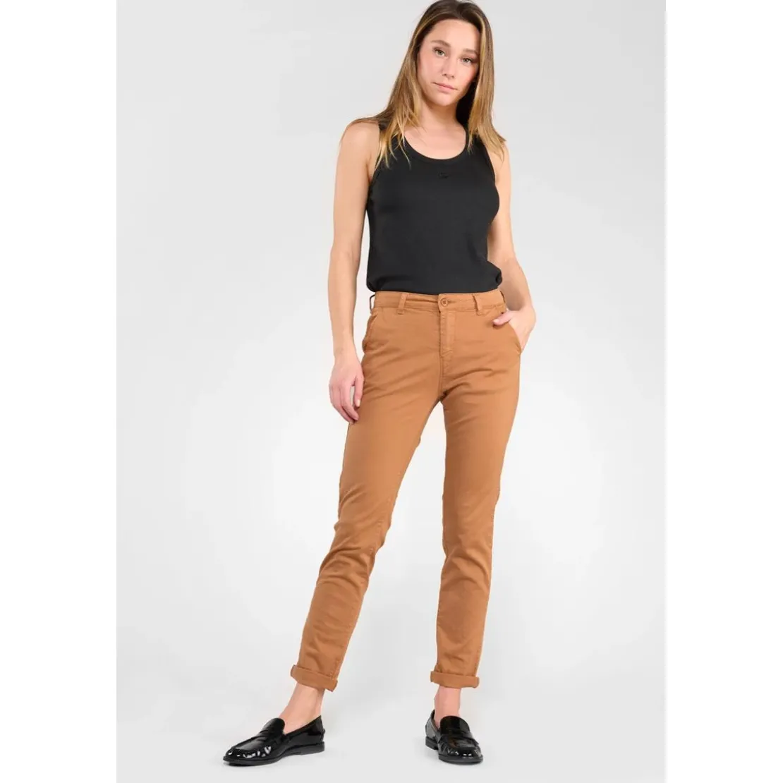 Le Temps des CerisesPantalon chino DYLI 6 marron Trix en coton