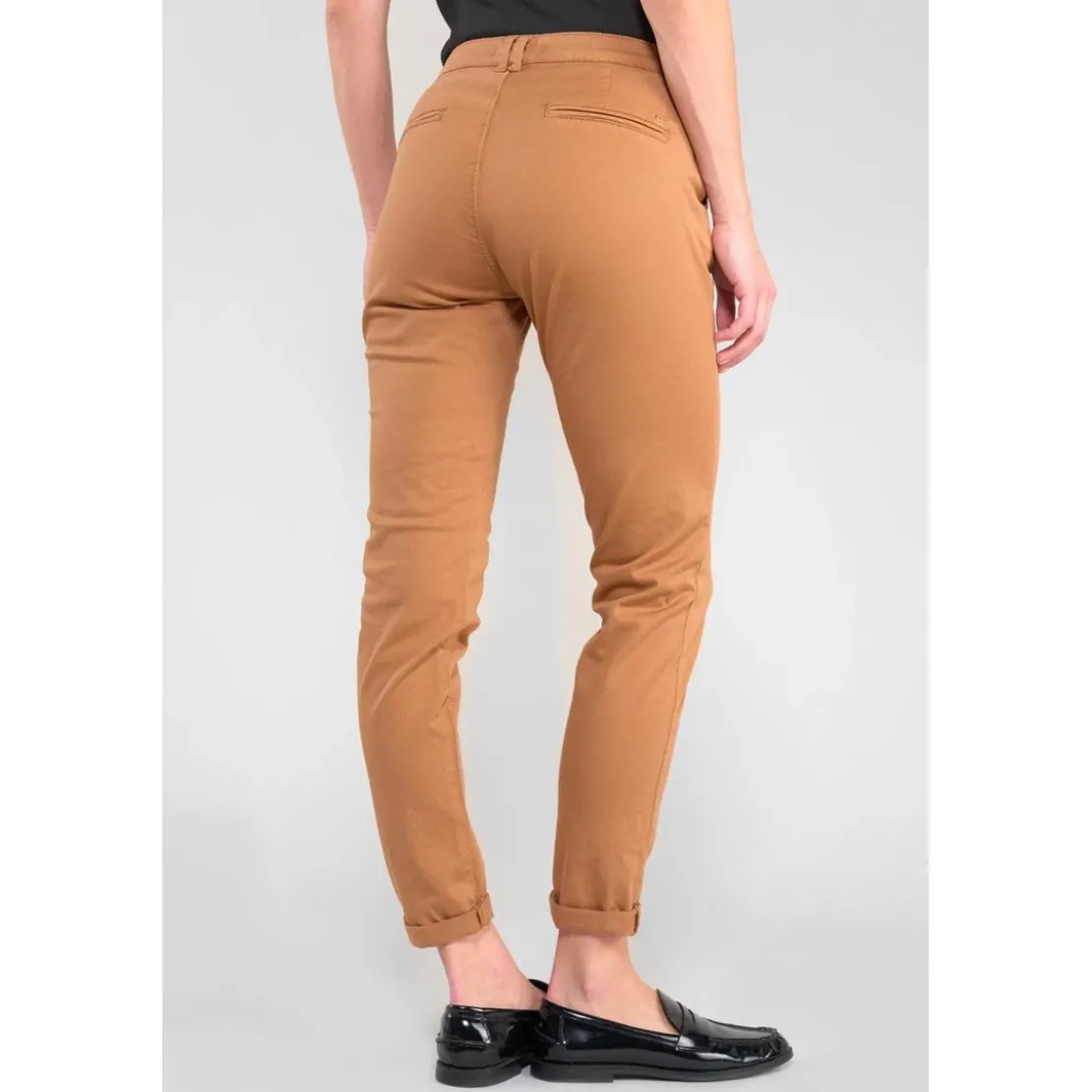 Le Temps des CerisesPantalon chino DYLI 6 marron Trix en coton