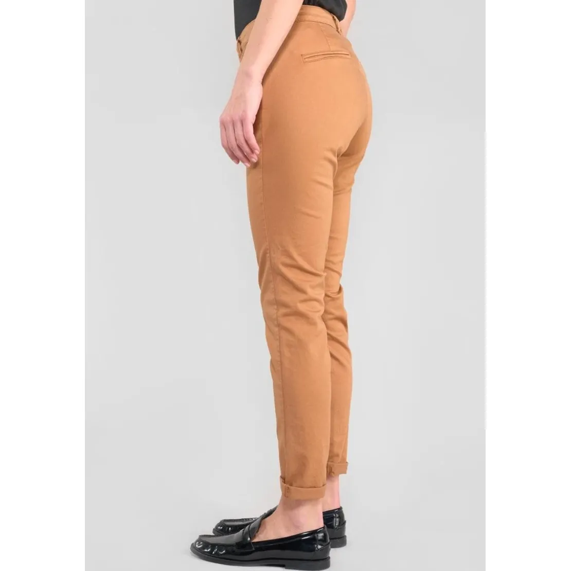 Le Temps des CerisesPantalon chino DYLI 6 marron Trix en coton