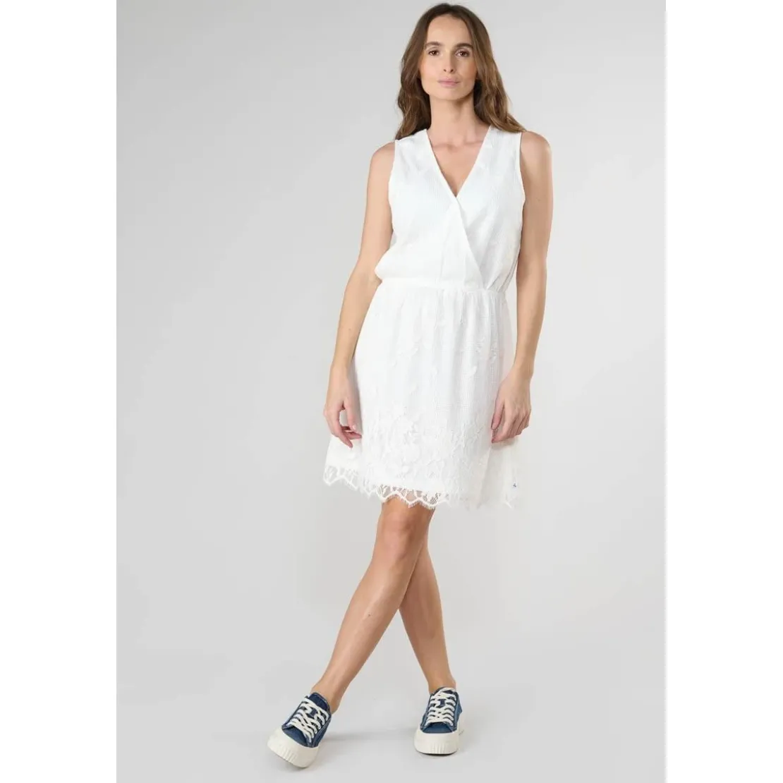 Le Temps des CerisesRobe droite HELIOT marron Sia en coton