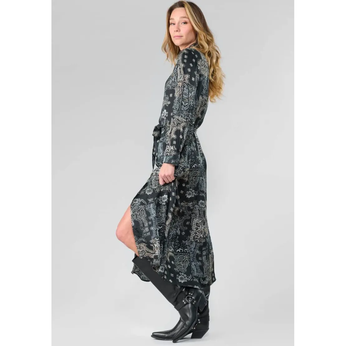 Le Temps des CerisesRobe longue droite SERAPHY noir Nia en viscose