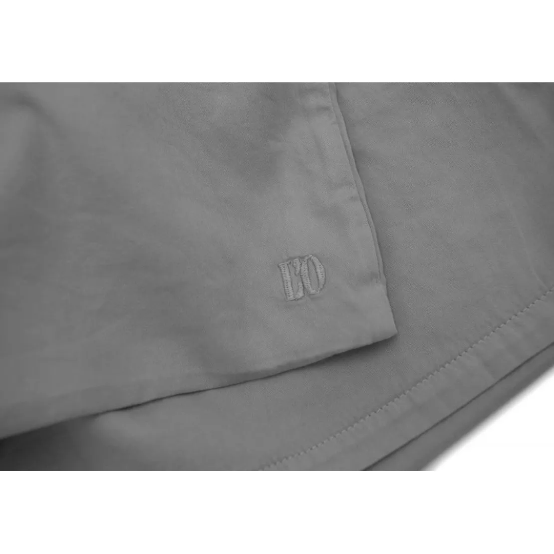 L'Officiel InteriorsLes Prodigieuses - Housse de couette en satin de coton - Gris foncé