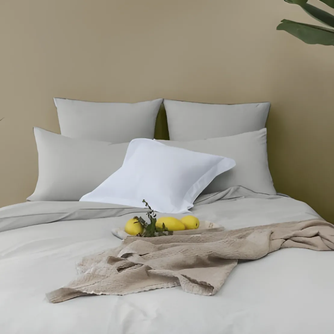 L'Officiel InteriorsLes signatures - Housse de couette en percale de coton - Gris perle/passepoil gris foncé