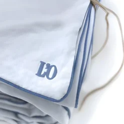 L'Officiel InteriorsLes signatures - Housse de couette en percale de coton - bleu clair/passepoil bleu marine